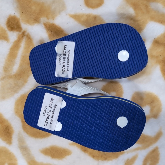Havaianas Kids Sandals Blue and White - Picture 2 of 5